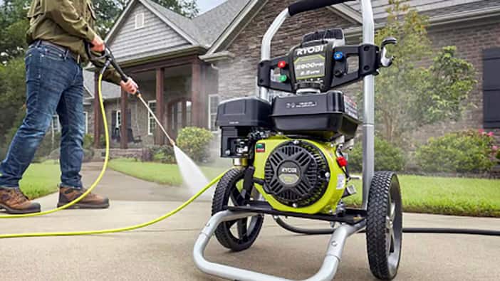 How to Use a Pressure Washer