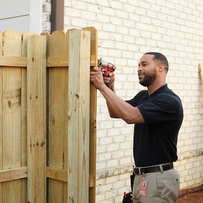 10% Off OR 18 Months Financing⁴ on Installed Fencing Purchases $6,500 or More