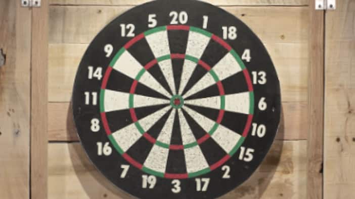 Dart Board Center