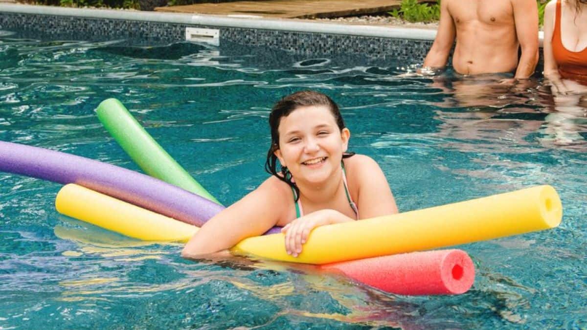 Image for SAVINGS THAT MAKE A SPLASH