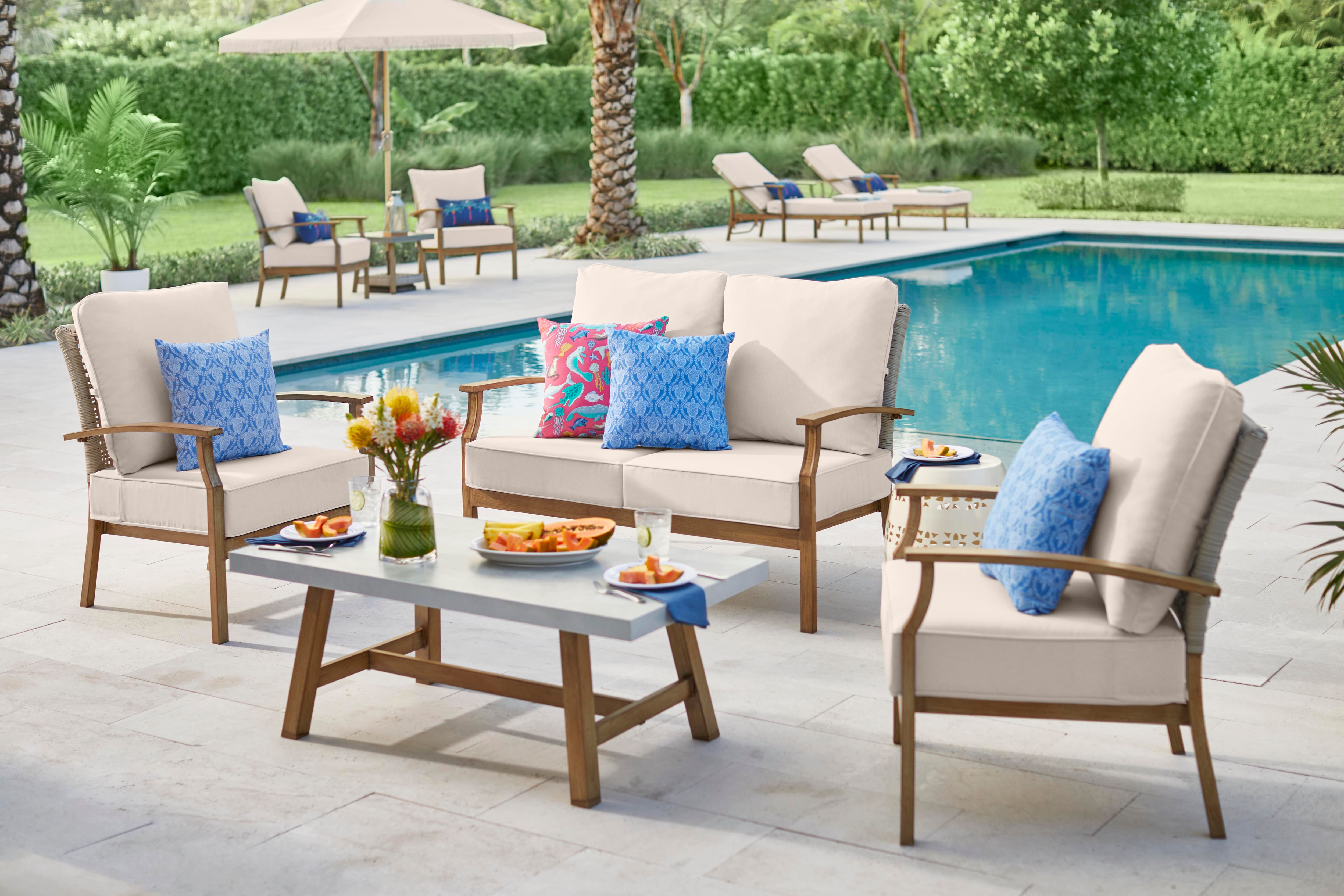 Image for YOUR OUTDOOR OASIS, DESIGNED IN MINUTES