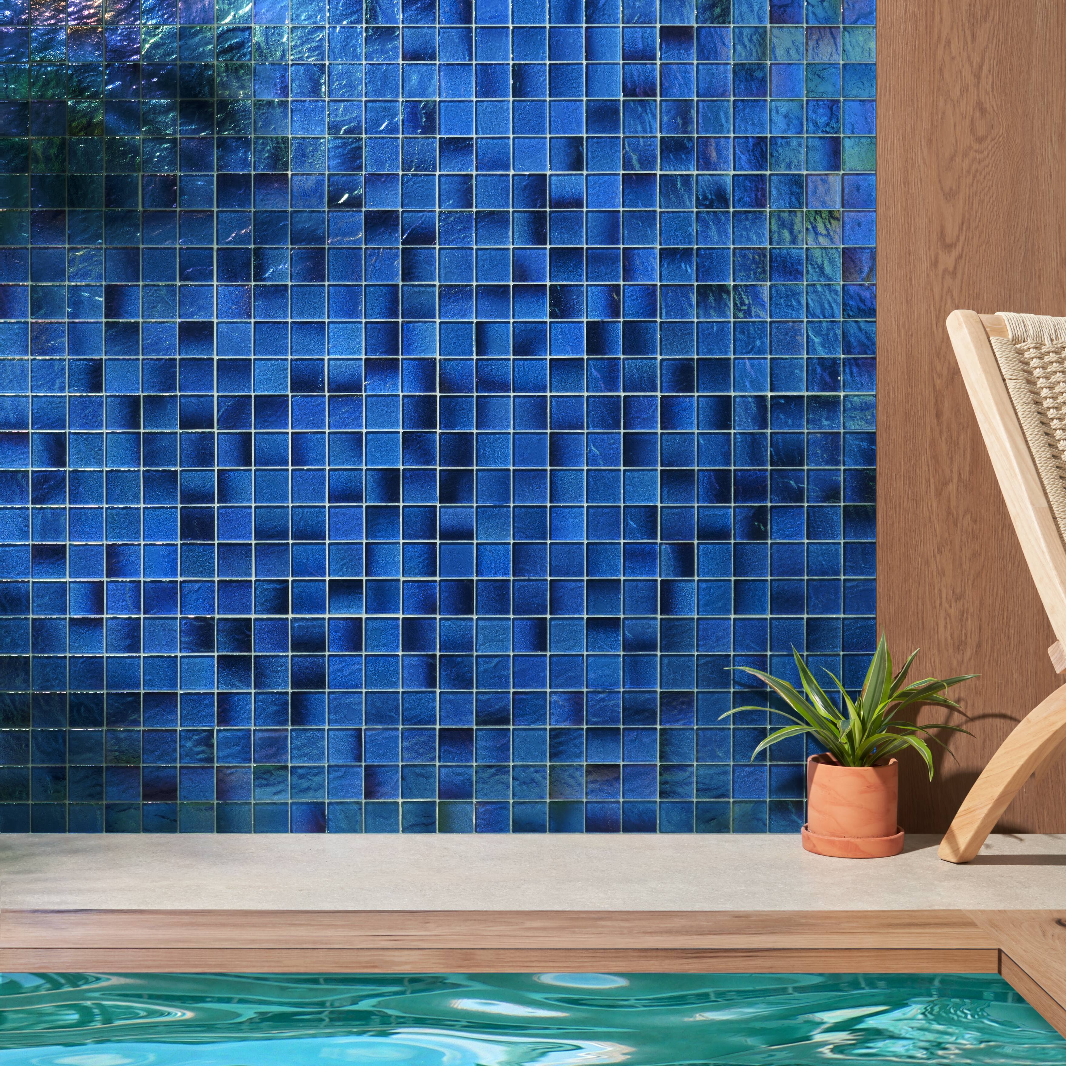 Surrounding Glass Pool Tile