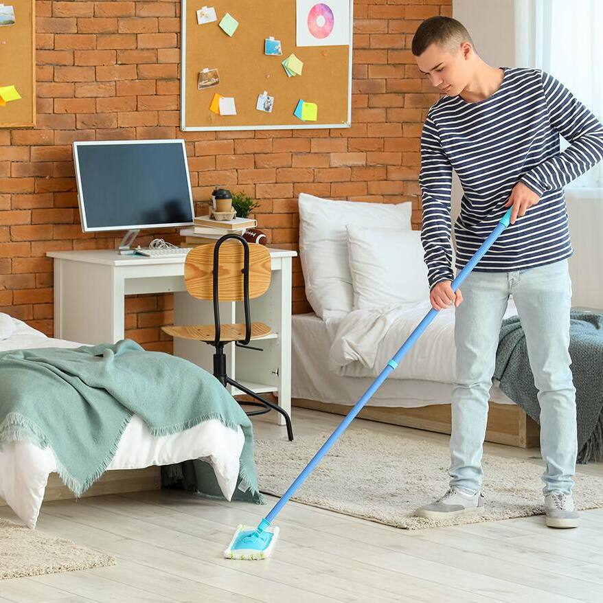 How to Clean a Dorm Room