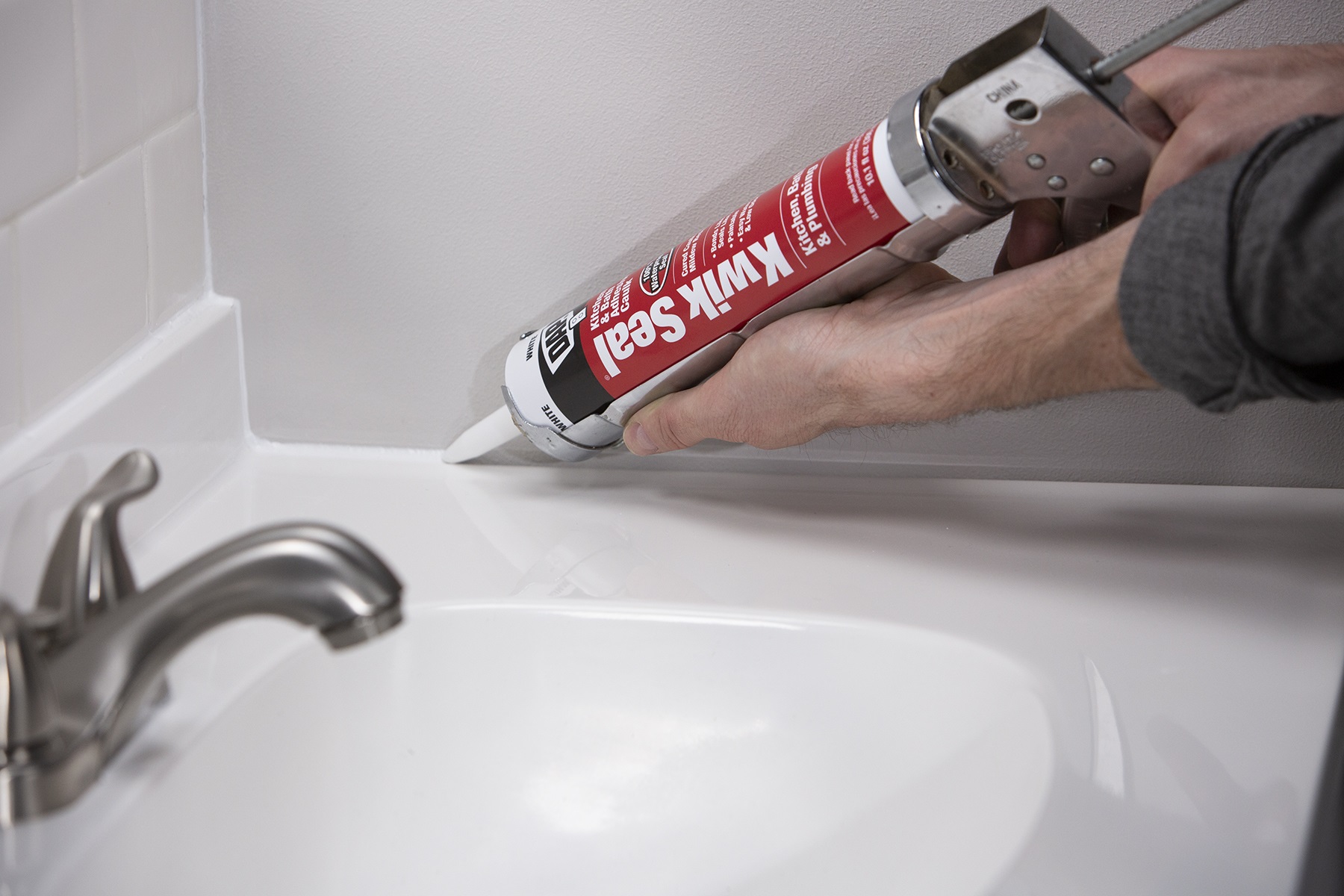 Types of Caulks & Sealants for Your Projects