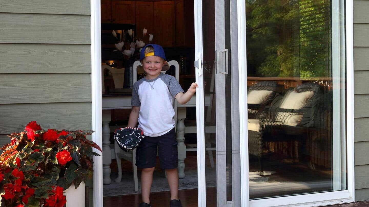 How to Replace and Install a Sliding Door