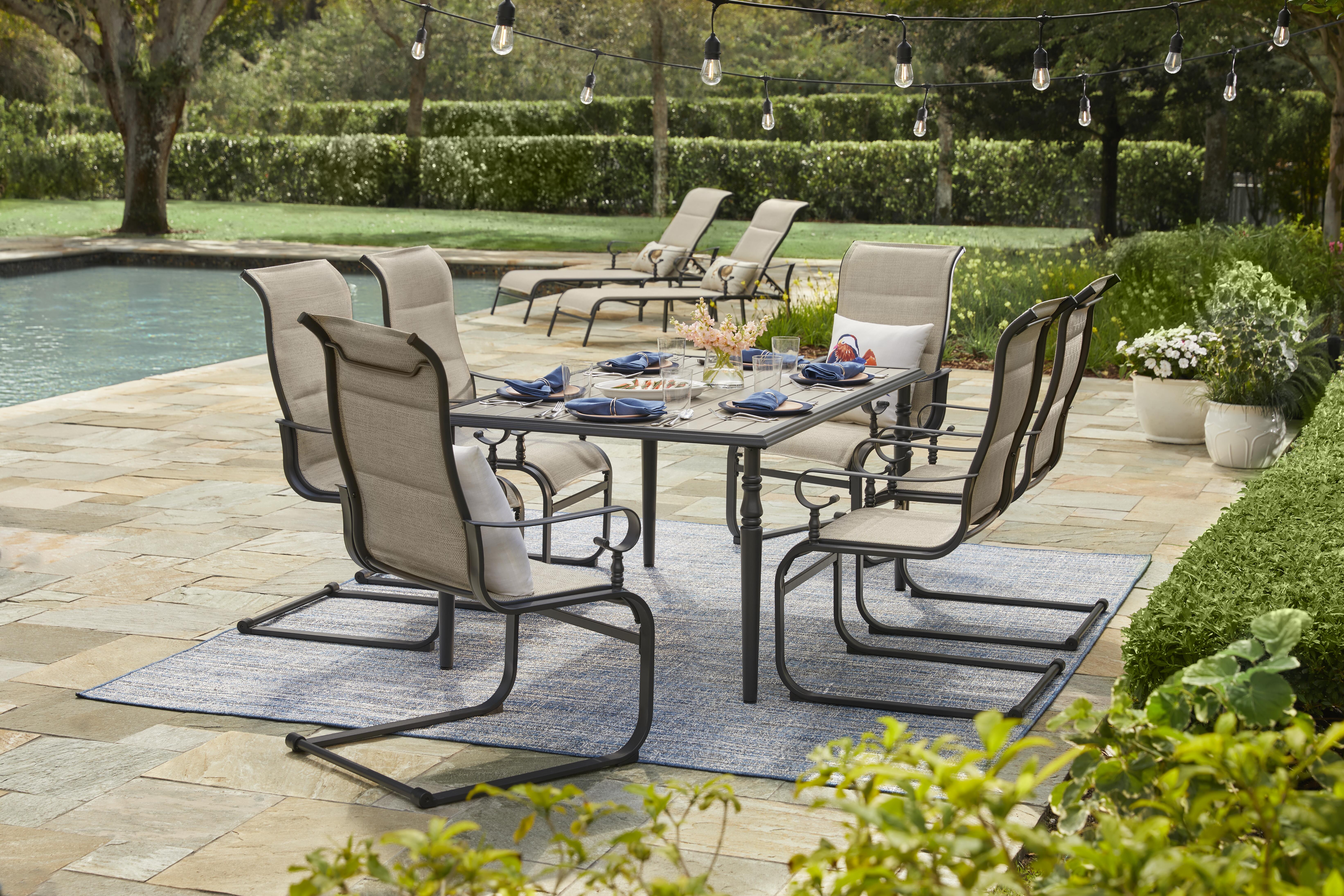 Who Makes Hampton Bay Outdoor Furniture: Discover the Trusted Brand