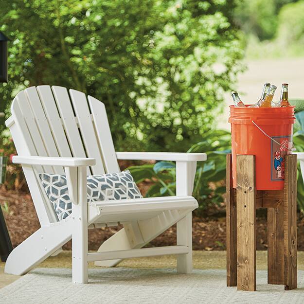 5 Ways to Bring Tailgate Style to Your Backyard