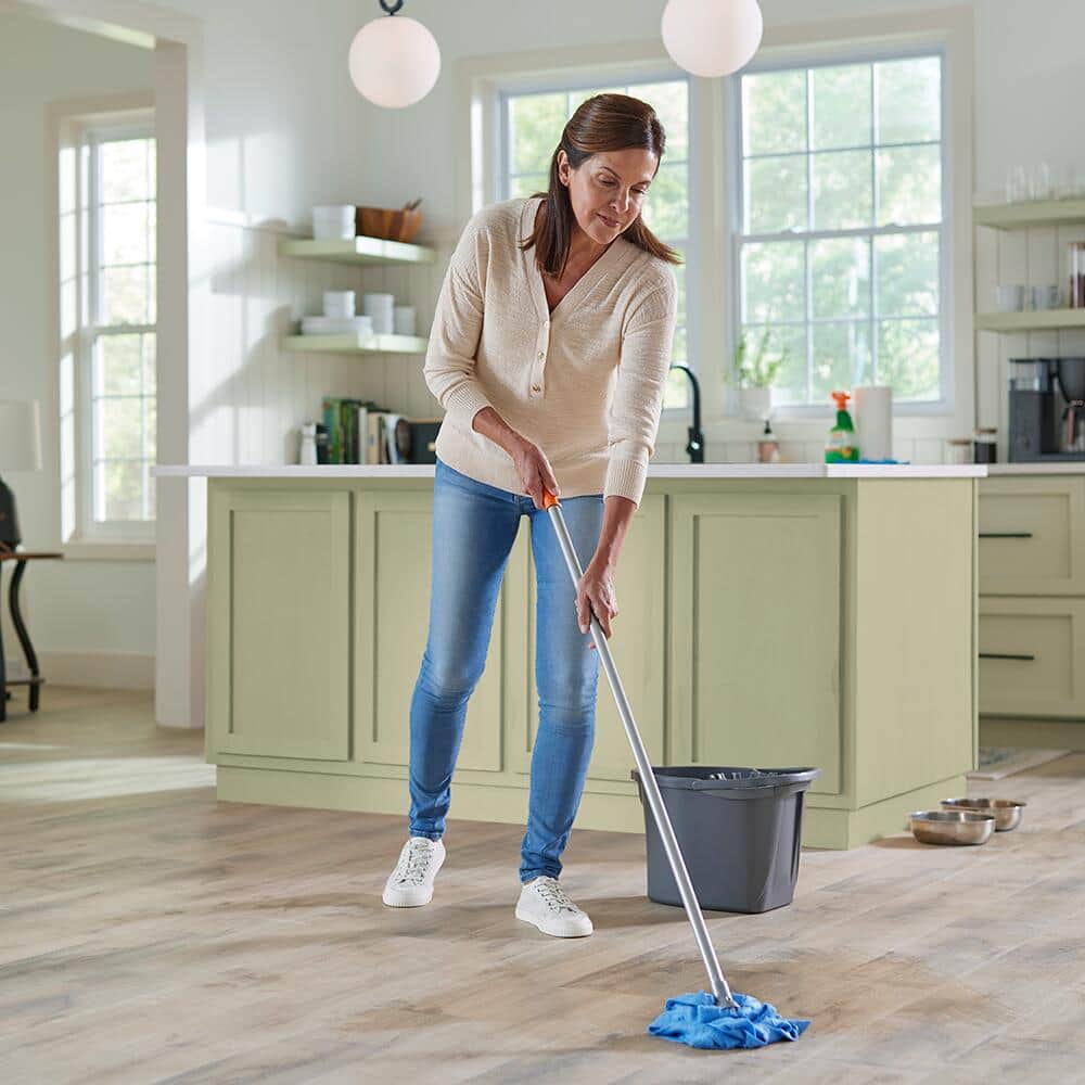 Best Mops and Brooms for Cleaning