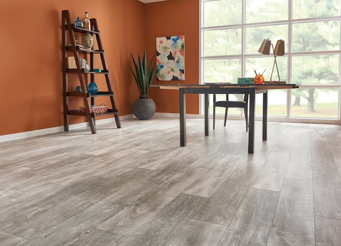 Scratch-Resistant Laminate