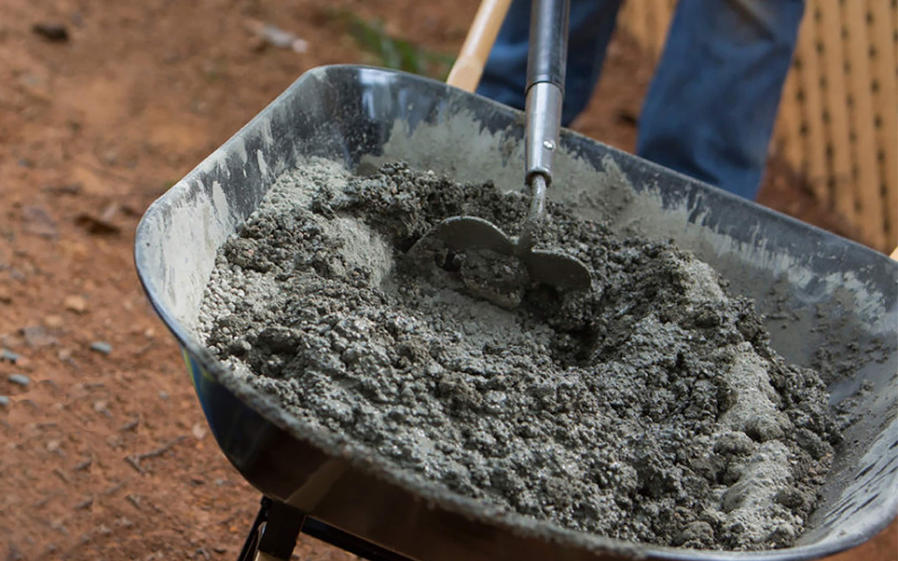 Pour Block Concrete Block vs. Poured Concrete Walls - The Home Depot