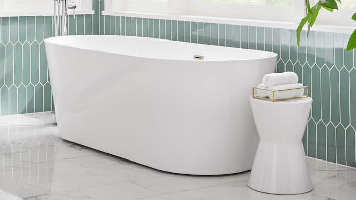 UP TO 25% OFF Select Bathtubs