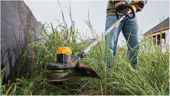 DEWALT OUTDOOR POWER EQUIPMENT