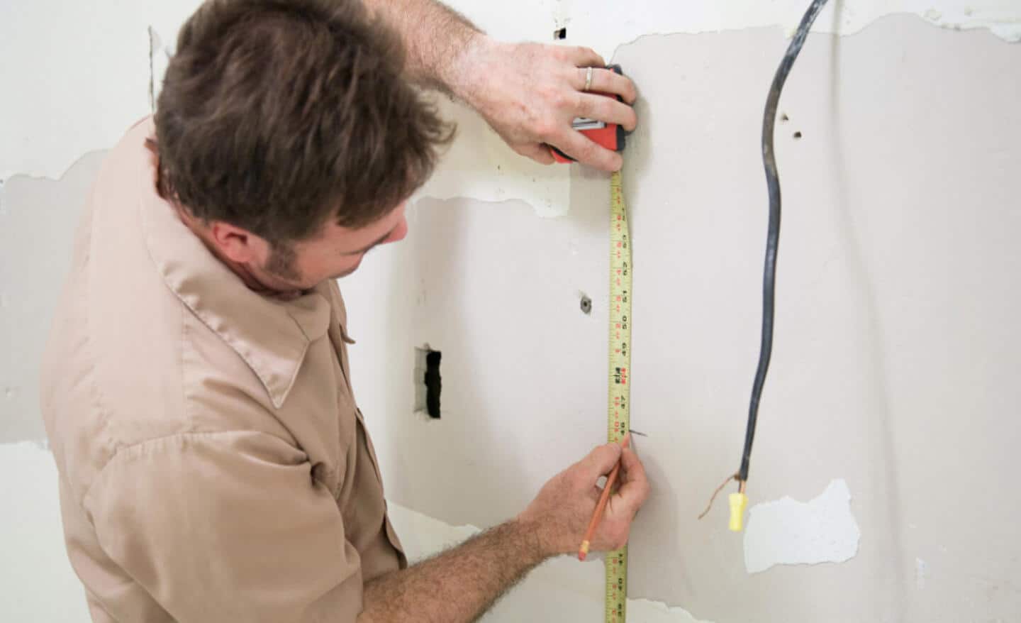 Contractor Measures for Hidden Electrical Outlet Installation