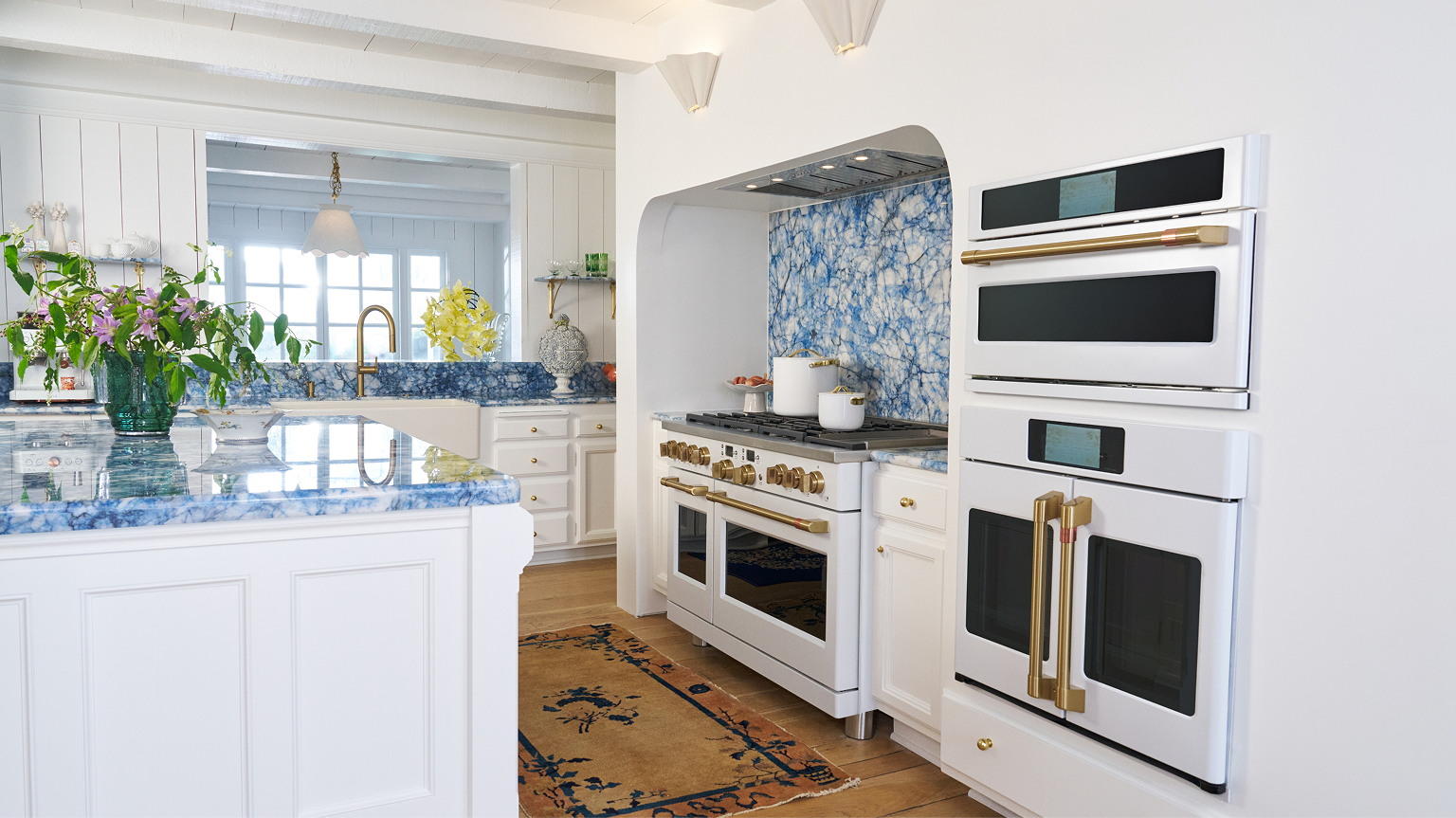 Image for IT’S TIME APPLIANCES HAD A PERSONALITY. YOURS.