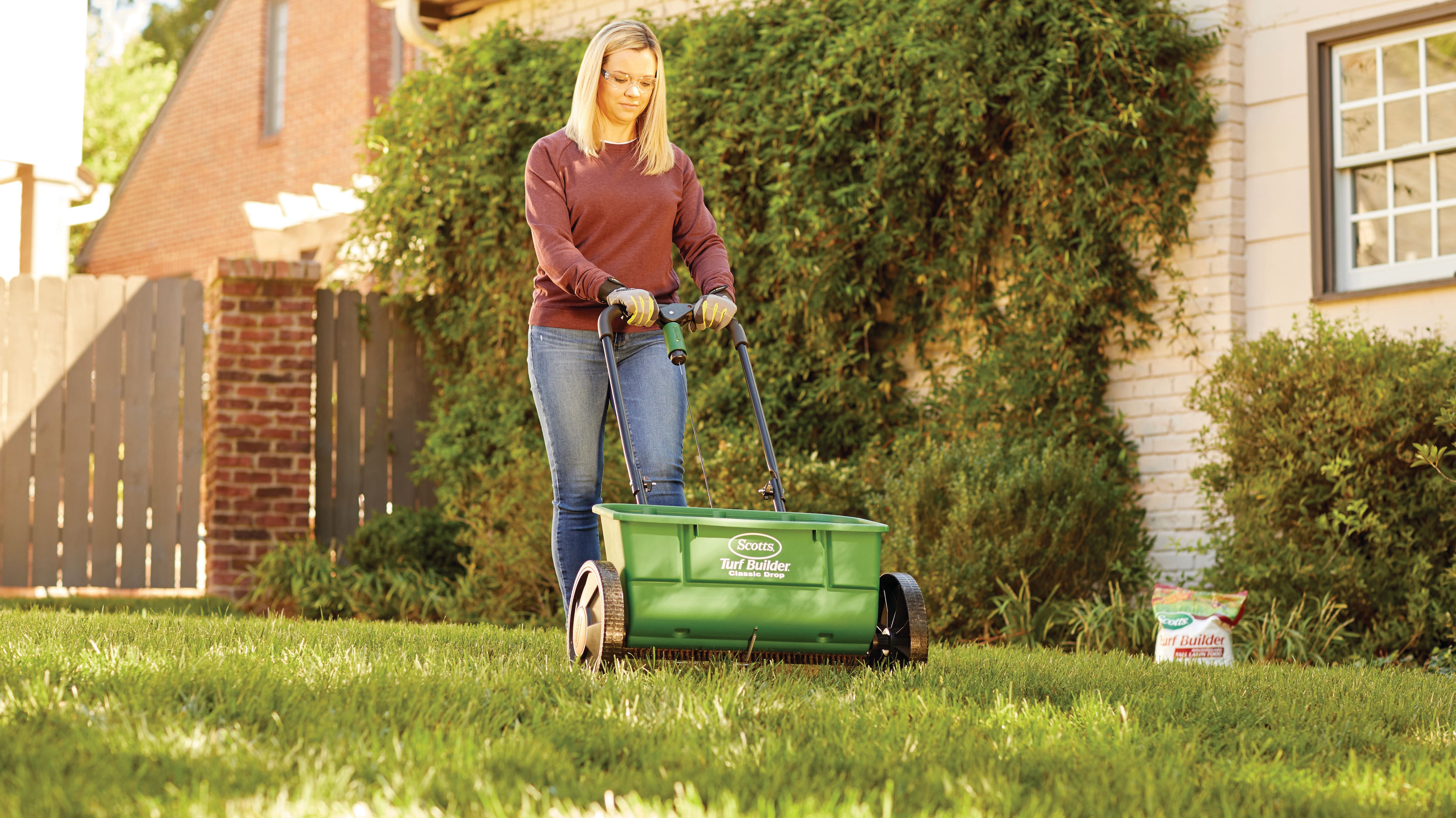 Image for FIND THE RIGHT FERTILIZER FOR YOUR YARD