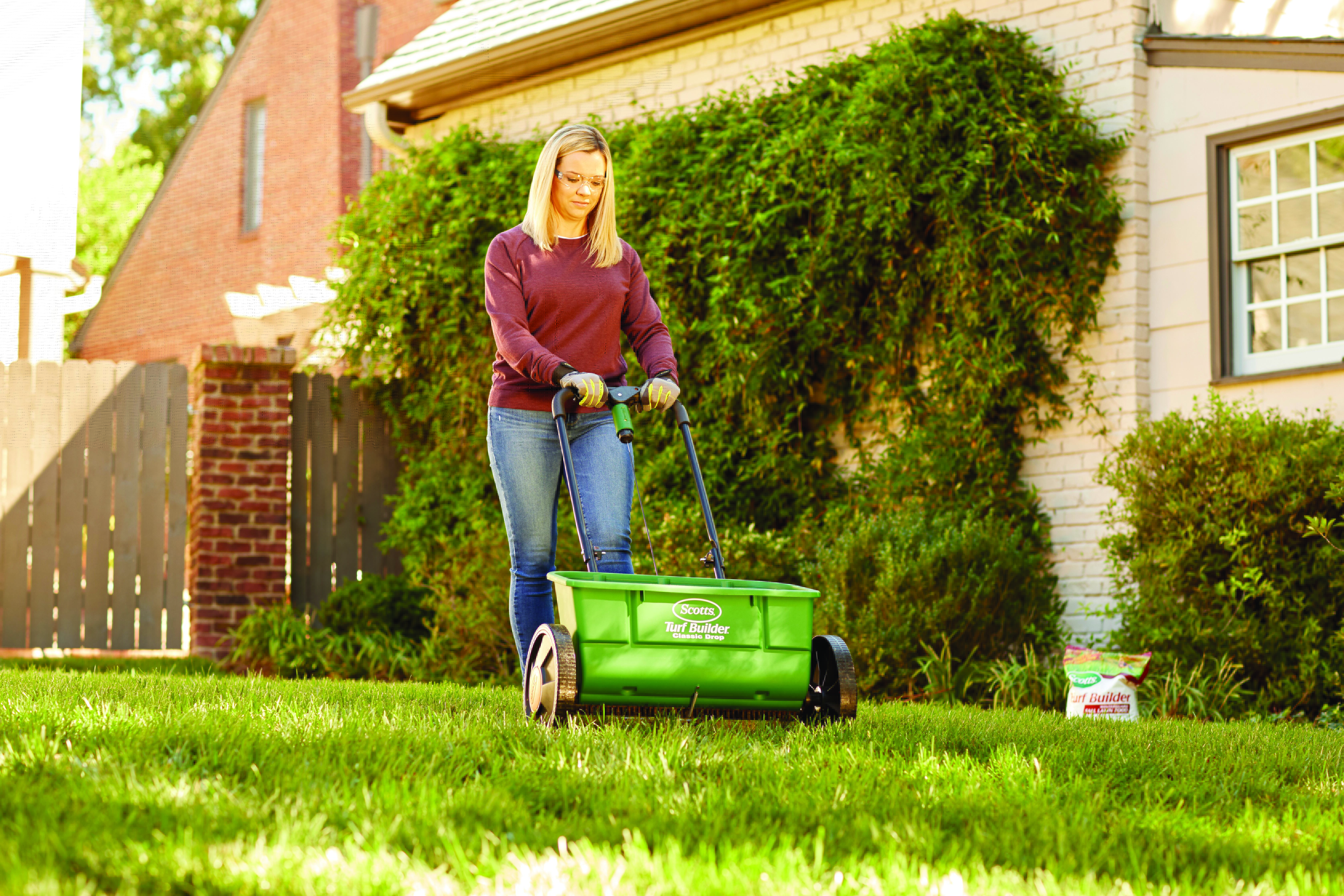 Lawn Fertilizers The Home Depot - Main Image