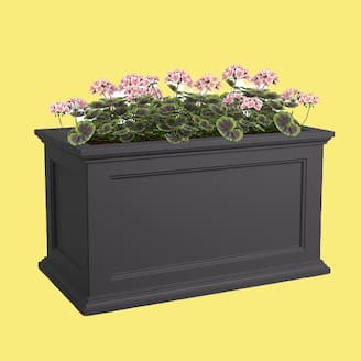 Select Planters