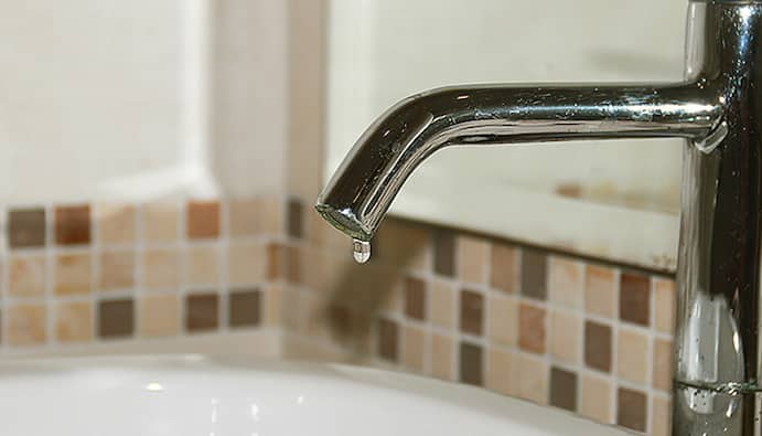 Image for How to Fix a Leaking Bathtub Faucet
