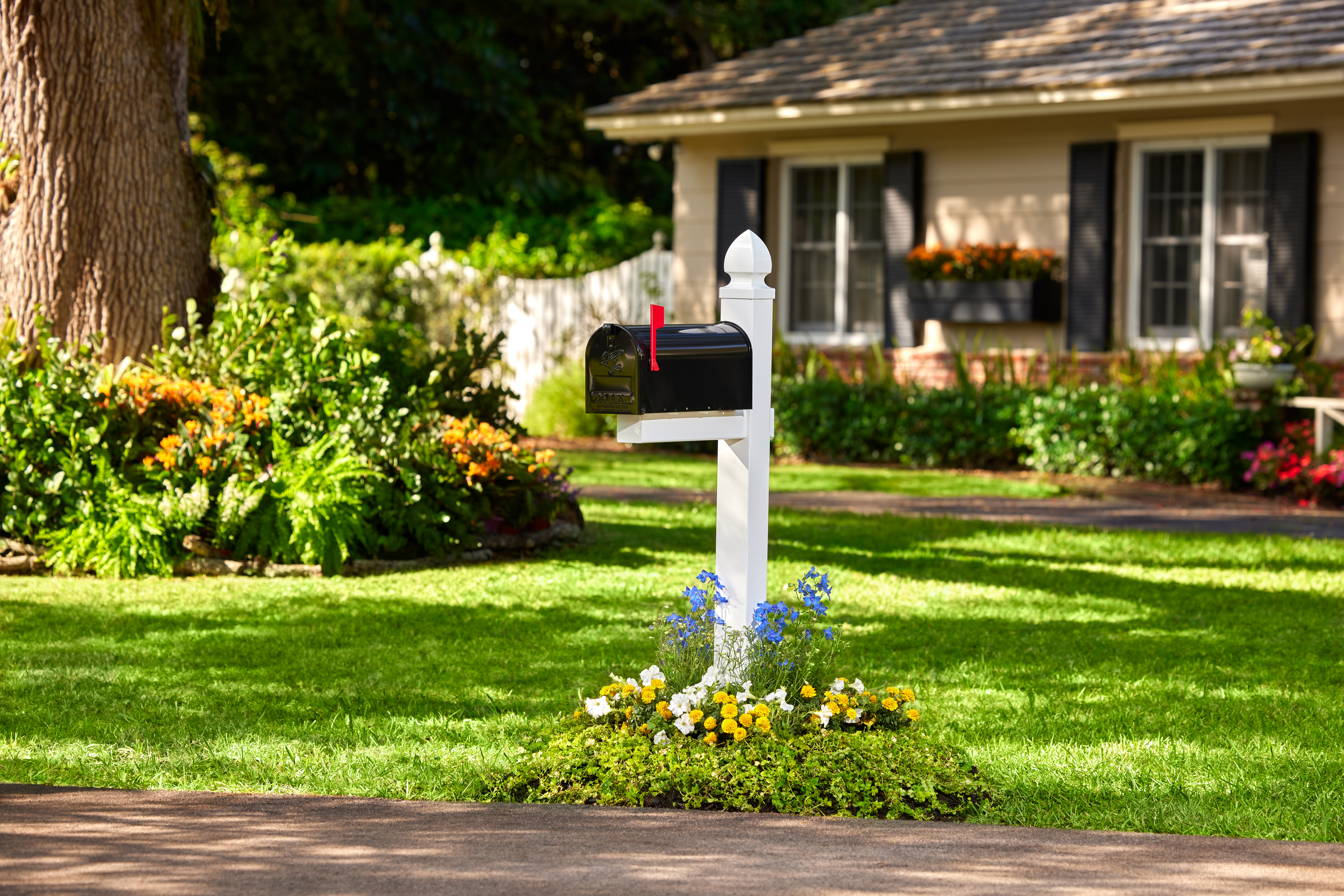 Mailbox Garden Ideas