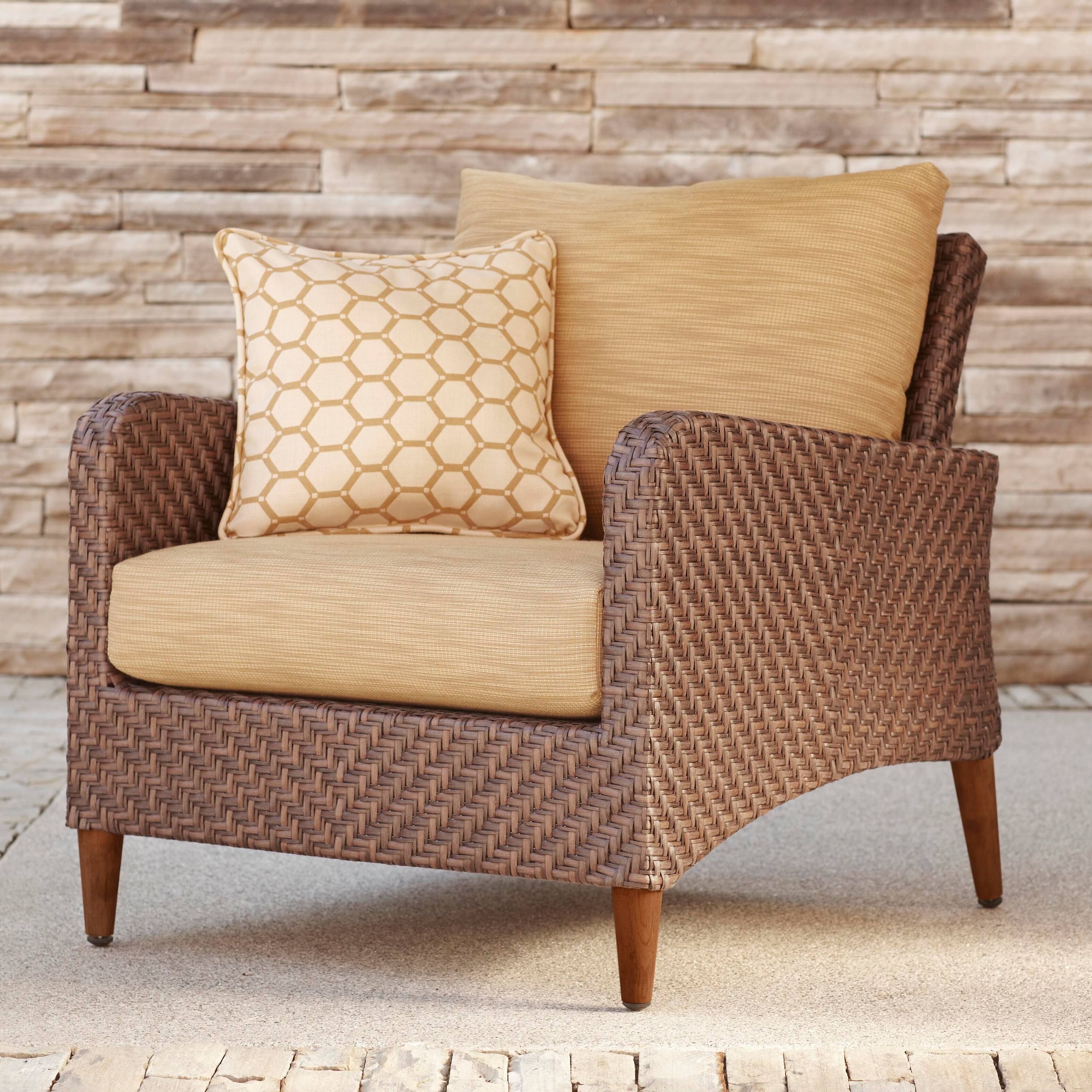 Outdoor Lounge Chairs