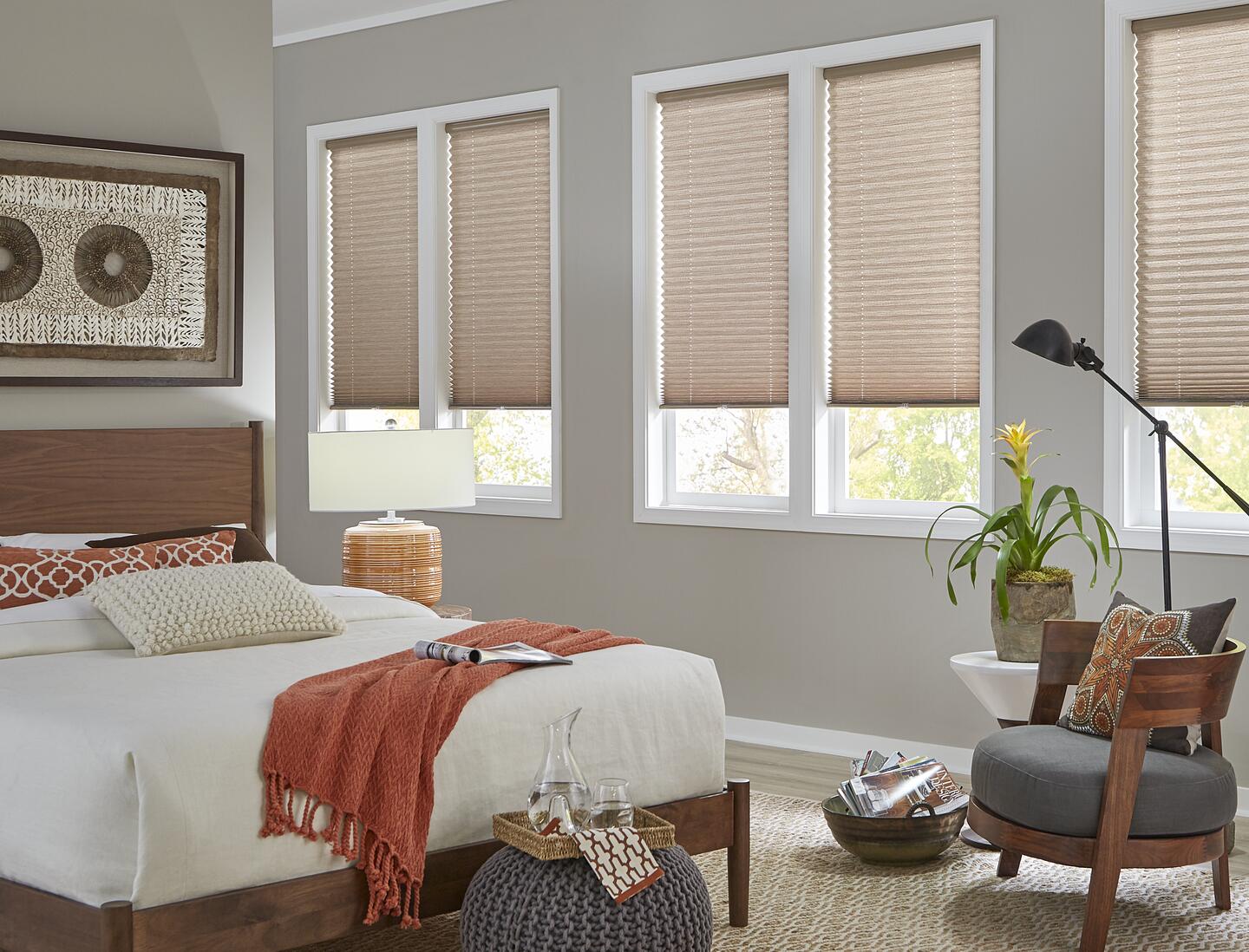 When it comes to transforming the look and feel of your home, the right window coverings can make all the difference. If you're on the hunt for top-notch window treatments that exude both style and functionality, look no further than our unparalleled selection of quality Roman shades. These elegant and versatile window coverings offer a timeless aesthetic that complements any interior design scheme.