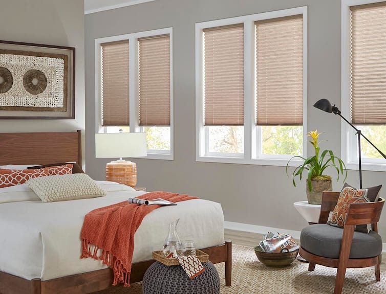 When it comes to transforming the look and feel of your home, the right window coverings can make all the difference. If you're on the hunt for top-notch window treatments that exude both style and functionality, look no further than our unparalleled selection of quality Roman shades. These elegant and versatile window coverings offer a timeless aesthetic that complements any interior design scheme.